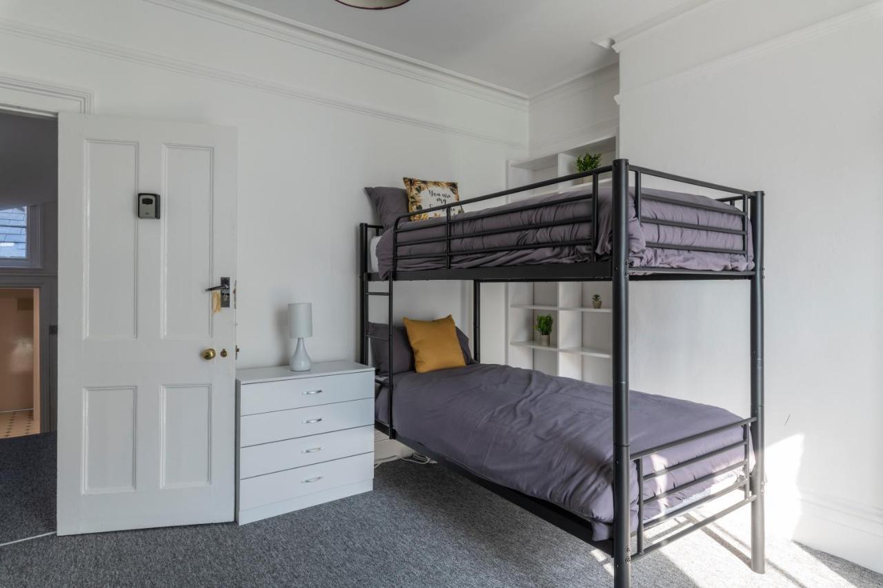 Quality Stay Rooms Brighton ภายนอก รูปภาพ