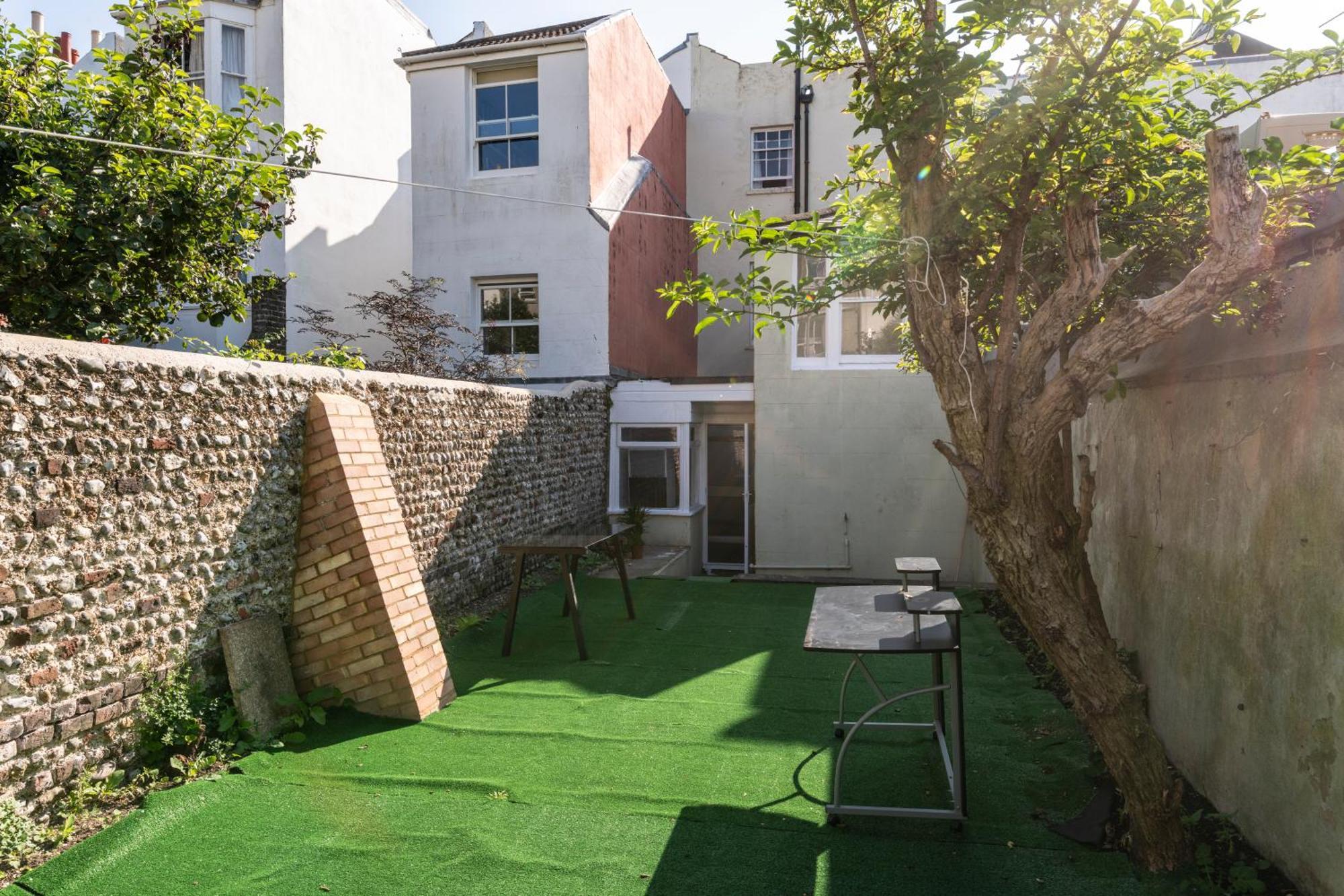 Quality Stay Rooms Brighton ภายนอก รูปภาพ